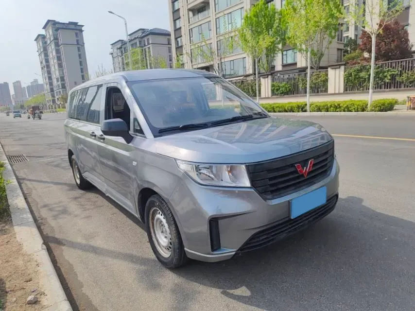 2021 WuLing ZhengChen 1.5T 147HP L4 6MT,autocango,china used car exporter,china ev exporter,chinese used car exporter,chinese used ev exporter
