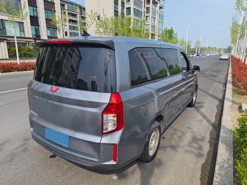 2021 WuLing ZhengChen 1.5T 147HP L4 6MT,autocango,china used car exporter,china ev exporter,chinese used car exporter,chinese used ev exporter