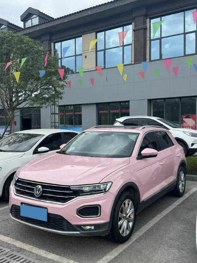 2020 Volkswagen T-Roc 1.4T 131HP L4 7DCT,autocango,china used car exporter,china ev exporter,chinese used car exporter,chinese used ev exporter