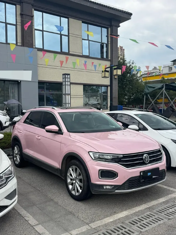 2020 Volkswagen T-Roc 1.4T 131HP L4 7DCT,autocango,china used car exporter,china ev exporter,chinese used car exporter,chinese used ev exporter