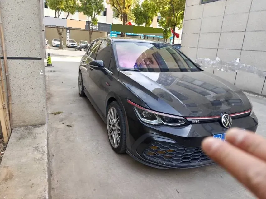 2021 Volkswagen GolfGTI 2.0T 220HP L4 7DCT,autocango,china used car exporter,china ev exporter,chinese used car exporter,chinese used ev exporter