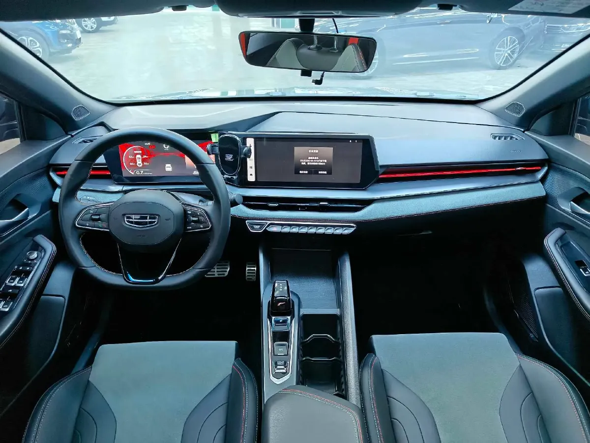 2022 Geely Binray 1.5T 181HP L4 7DCT,autocango,china used car exporter,china ev exporter,chinese used car exporter,chinese used ev exporter