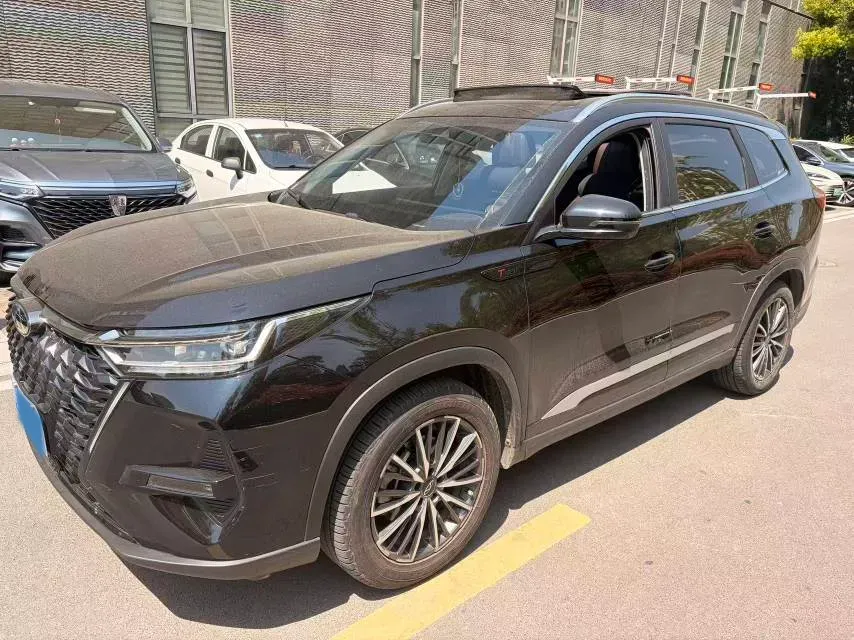 2022 Chery Tiggo 8 PRO 1.6T 197HP L4 7DCT,autocango,china used car exporter,china ev exporter,chinese used car exporter,chinese used ev exporter