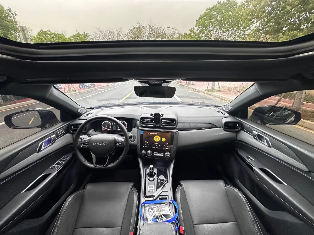 2021 LYNK&CO 03 2.0T 190HP L4 6AT,autocango,china used car exporter,china ev exporter,chinese used car exporter,chinese used ev exporter