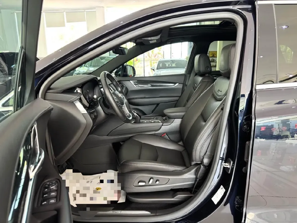 2021 Cadillac XT5 2.0T 237HP L4 9AT,autocango,china used car exporter,china ev exporter,chinese used car exporter,chinese used ev exporter