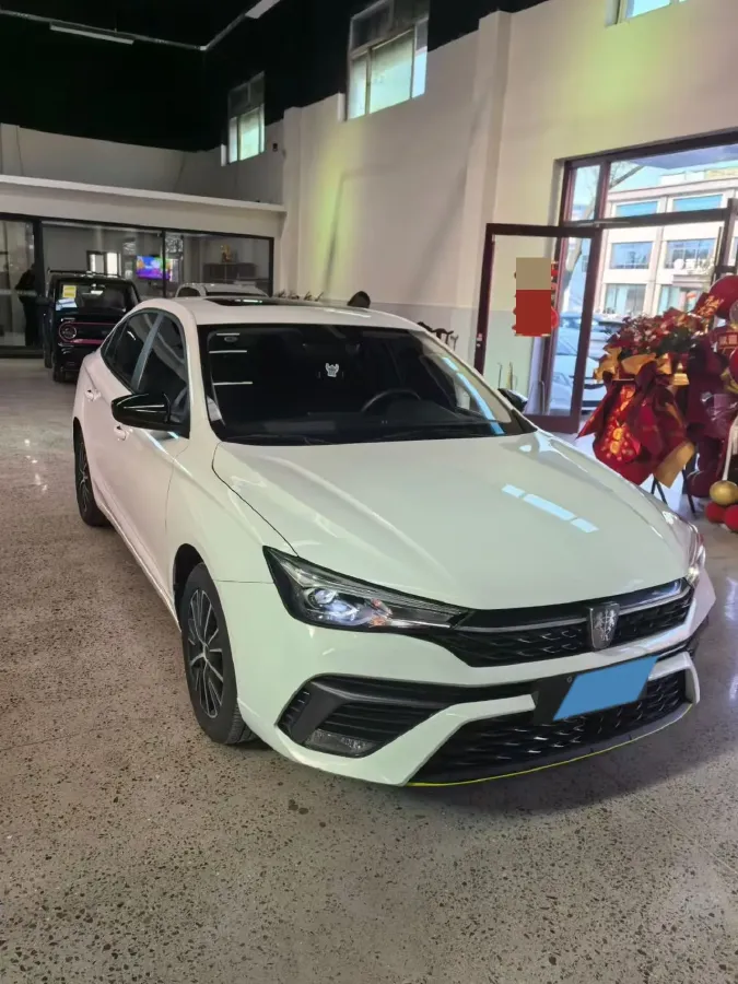 2021 Roewe i5 1.5L 120HP L4 CVT,autocango,china used car exporter,china ev exporter,chinese used car exporter,chinese used ev exporter