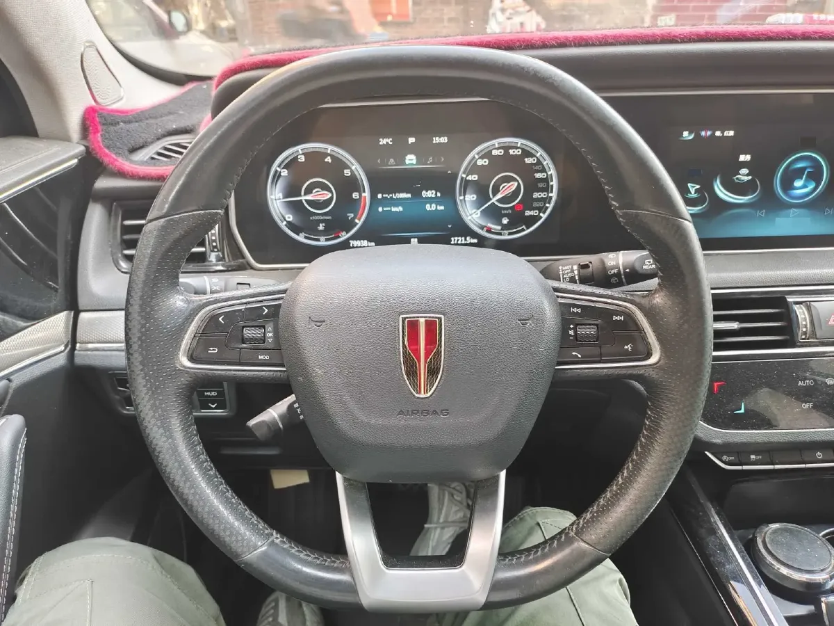 2022 HongQi HS5 2.0T 224HP L4 6AT,autocango,china used car exporter,china ev exporter,chinese used car exporter,chinese used ev exporter