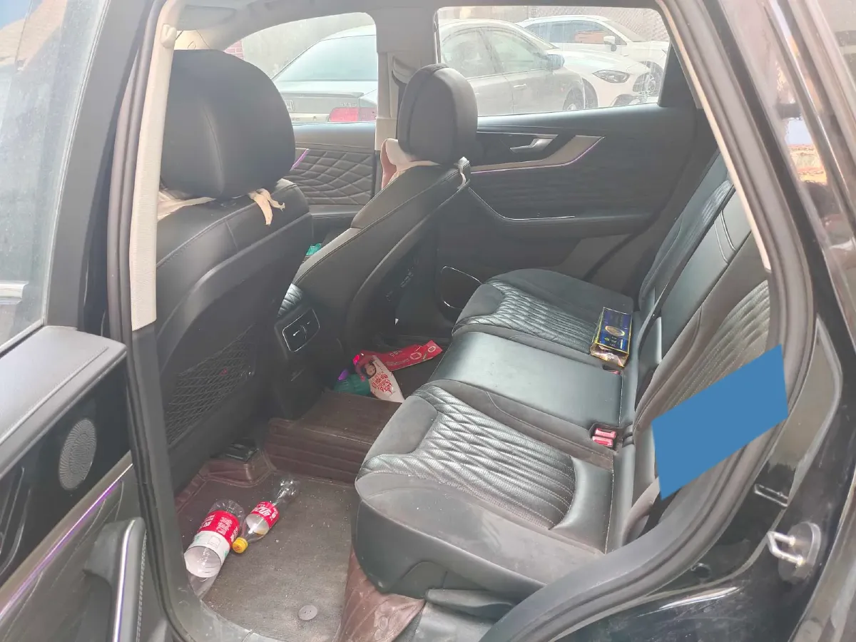 2022 HongQi HS5 2.0T 224HP L4 6AT,autocango,china used car exporter,china ev exporter,chinese used car exporter,chinese used ev exporter