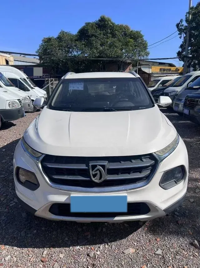 2017 BaoJun 510 1.5L 112HP L4 6MT,autocango,china used car exporter,china ev exporter,chinese used car exporter,chinese used ev exporter