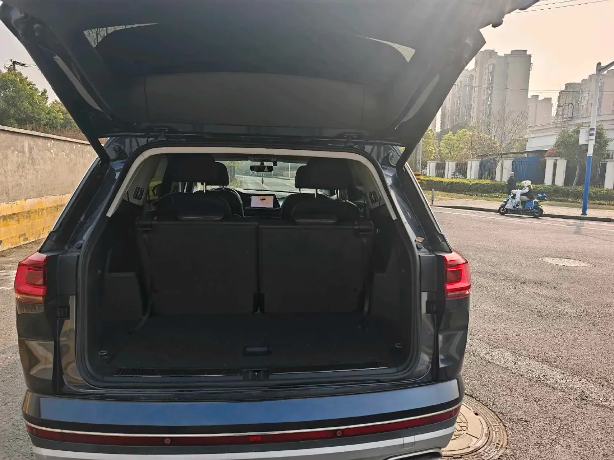 2021 Volkswagen Talagon 2.0T 186HP L4 7DCT,autocango,china used car exporter,china ev exporter,chinese used car exporter,chinese used ev exporter