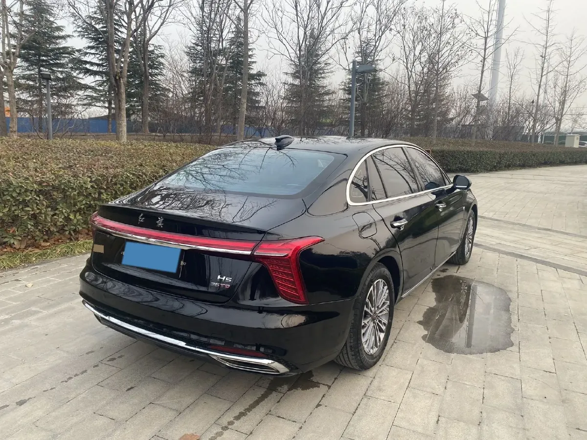 2023 HongQi H5 1.5T 169HP L4 7DCT,autocango,china used car exporter,china ev exporter,chinese used car exporter,chinese used ev exporter