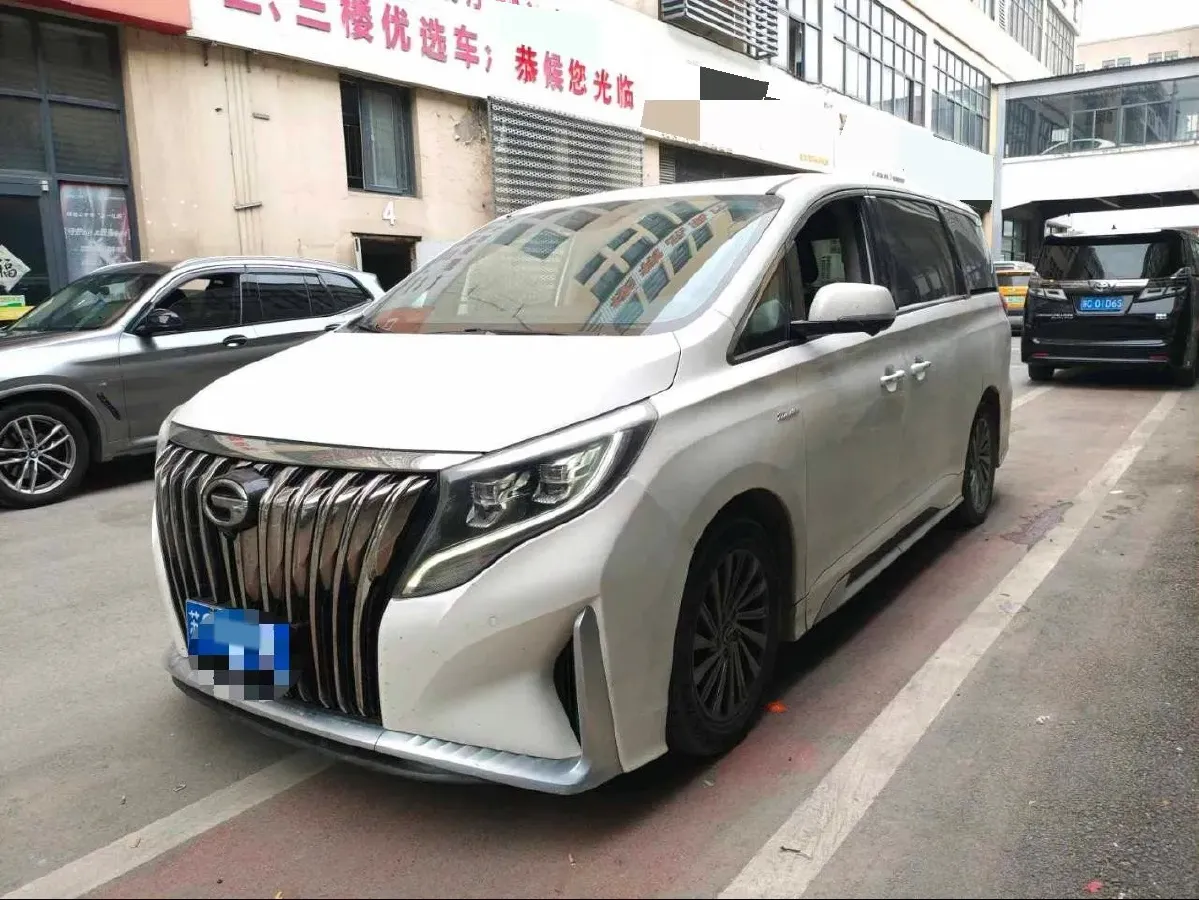 2021 GAC Trumpchi M8 2.0T 252HP L4 8AT,autocango,china used car exporter,china ev exporter,chinese used car exporter,chinese used ev exporter