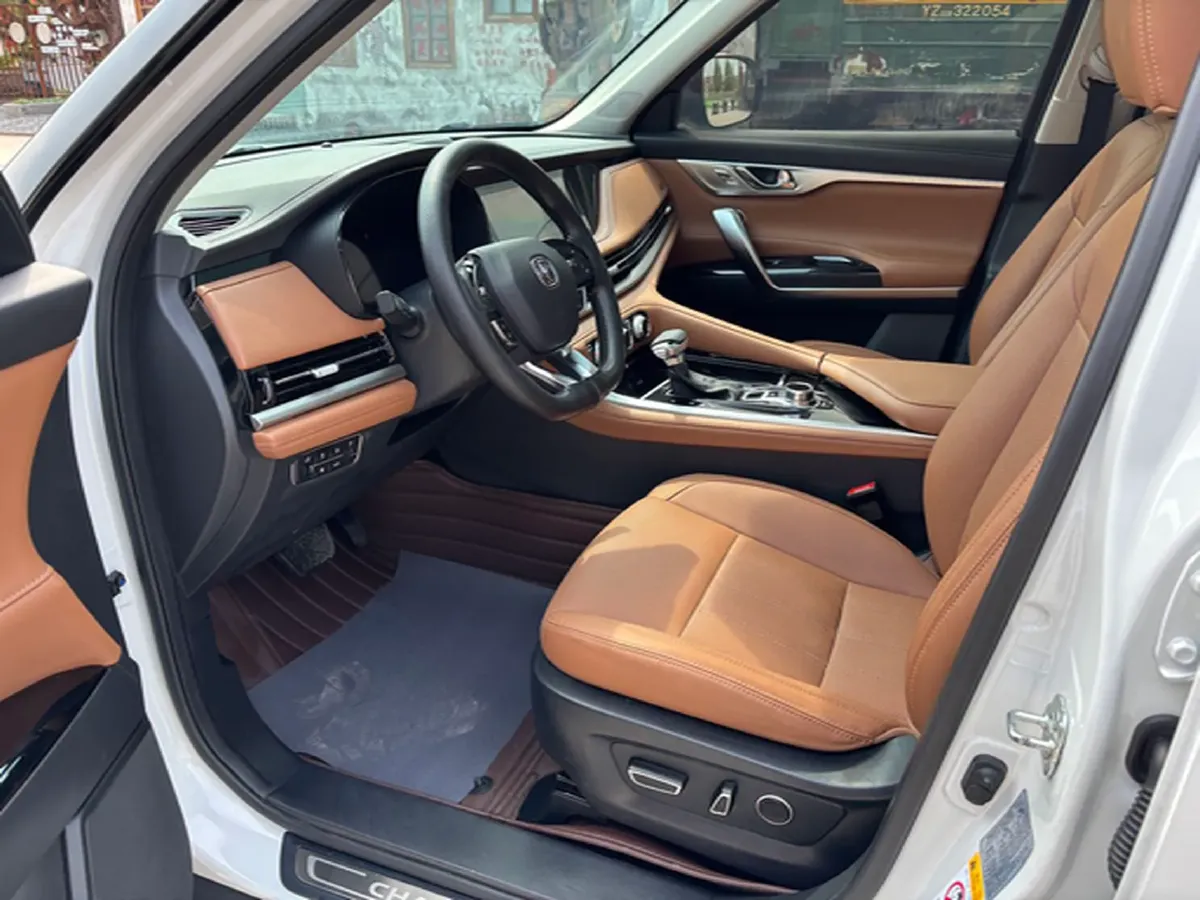 2021 ChangAn CS95 2.0T 233HP L4 6AT,autocango,china used car exporter,china ev exporter,chinese used car exporter,chinese used ev exporter