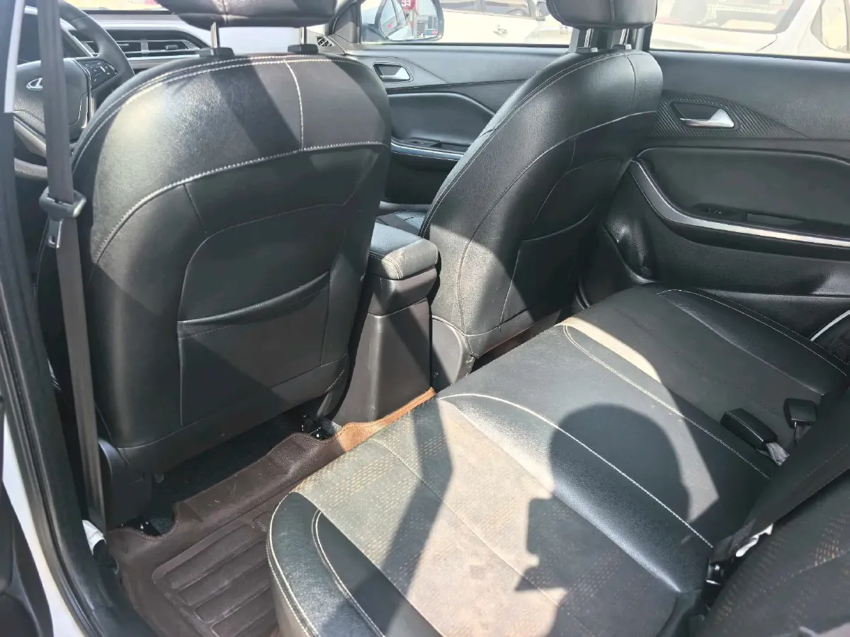 2020 Hyundai Reina 1.4L 95HP L4 5MT,autocango,china used car exporter,china ev exporter,chinese used car exporter,chinese used ev exporter