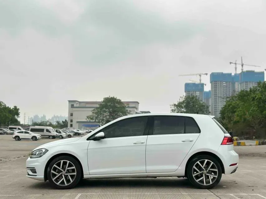 2020 Volkswagen Golf 1.2T 116HP L4 7DCT,autocango,china used car exporter,china ev exporter,chinese used car exporter,chinese used ev exporter