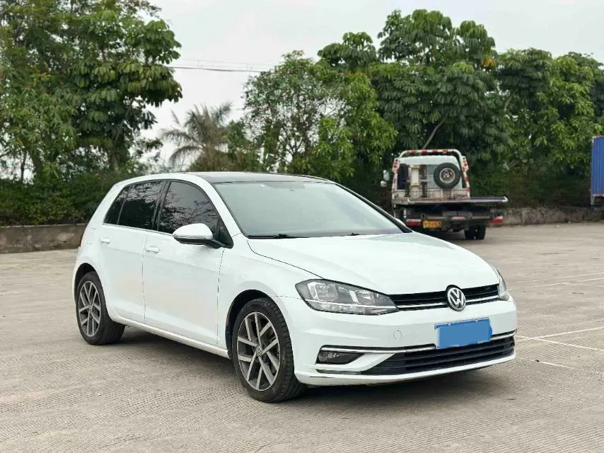 2020 Volkswagen Golf 1.2T 116HP L4 7DCT,autocango,china used car exporter,china ev exporter,chinese used car exporter,chinese used ev exporter