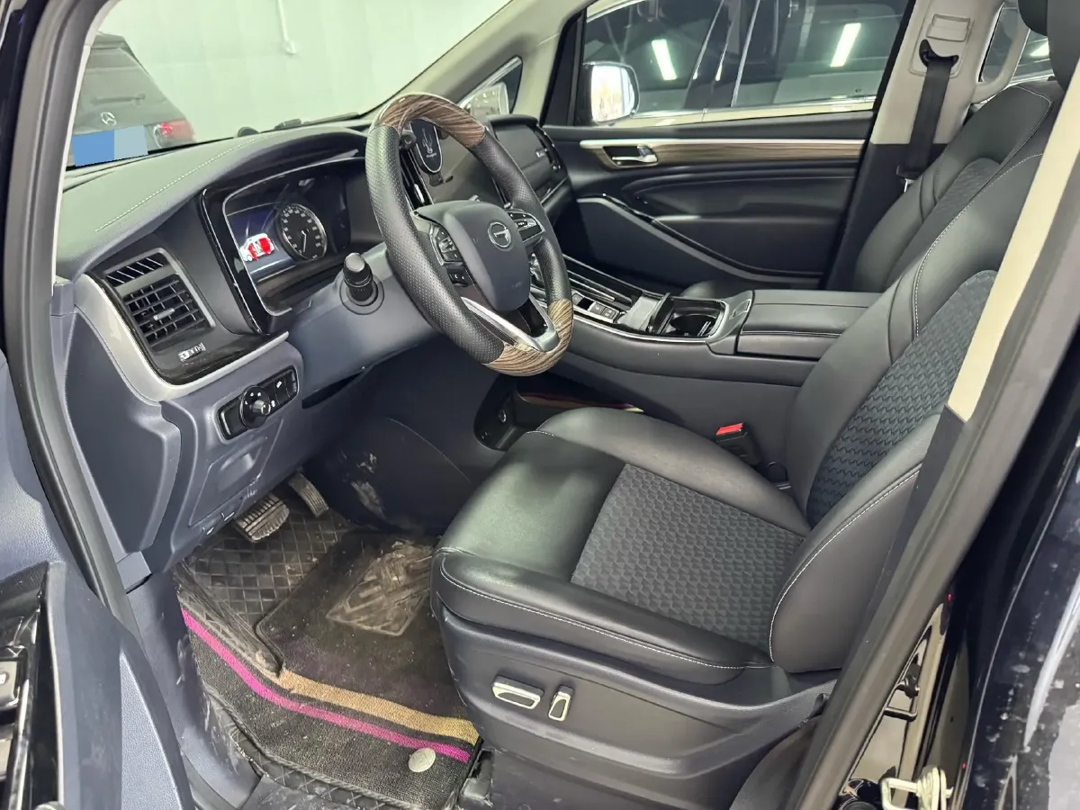 2023 GAC Trumpchi M8 2.0T 252HP L4 8AT,autocango,china used car exporter,china ev exporter,chinese used car exporter,chinese used ev exporter