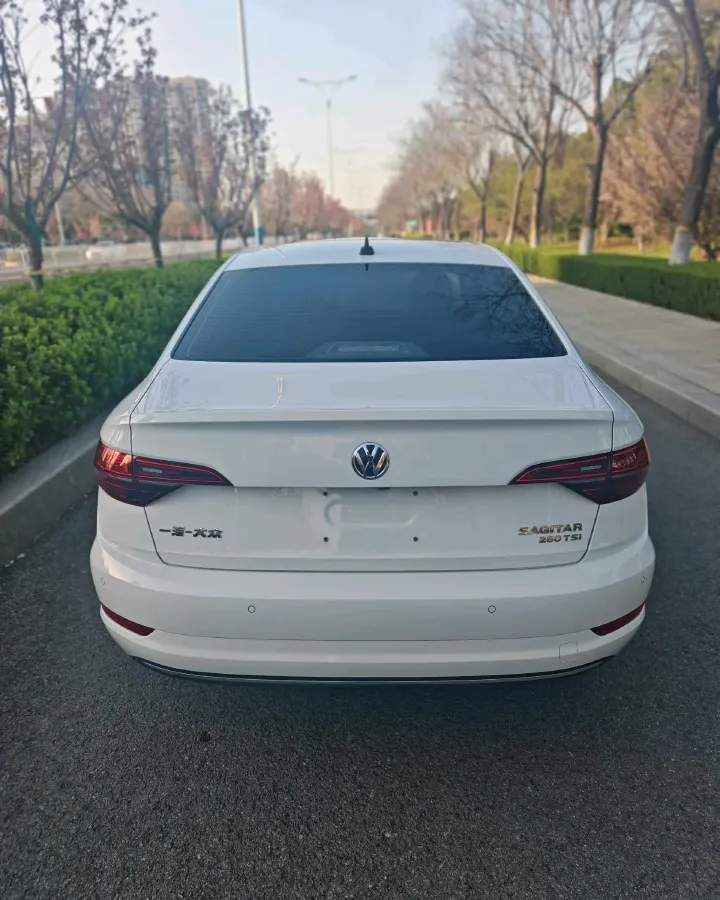 2022 Volkswagen Sagitar 1.4T 150HP L4 7DCT,autocango,china used car exporter,china ev exporter,chinese used car exporter,chinese used ev exporter