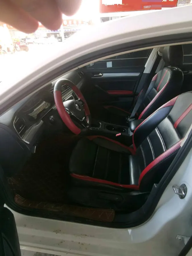 2019 Volkswagen T-Cross 1.4T 150HP L4 7DCT,autocango,china used car exporter,china ev exporter,chinese used car exporter,chinese used ev exporter