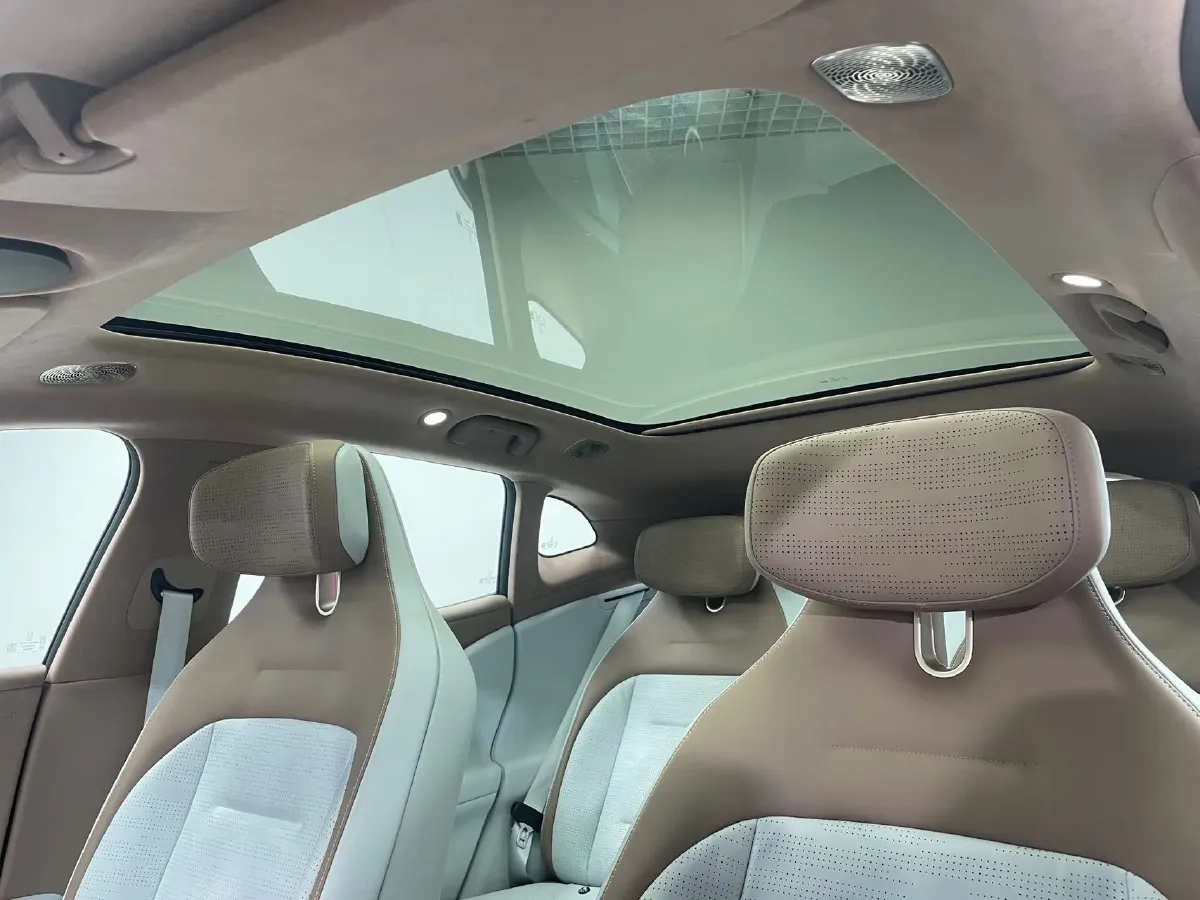 2024 Avatr 07 1.5T 156HP L4 REEV 39.05KWH,autocango,china used car exporter,china ev exporter,chinese used car exporter,chinese used ev exporter