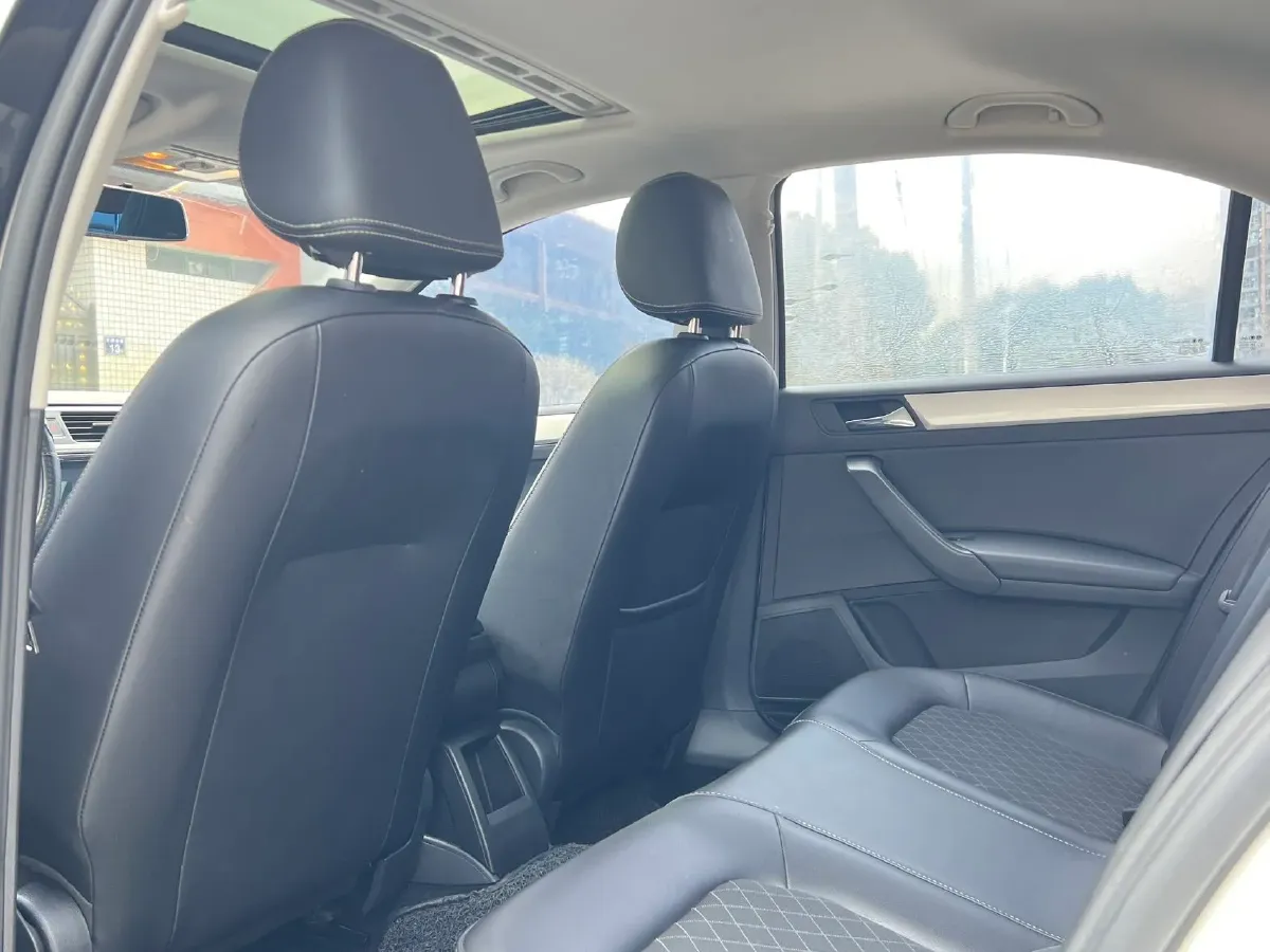 2018 Skoda Rapid 1.6L 110HP L4 6AT,autocango,china used car exporter,china ev exporter,chinese used car exporter,chinese used ev exporter