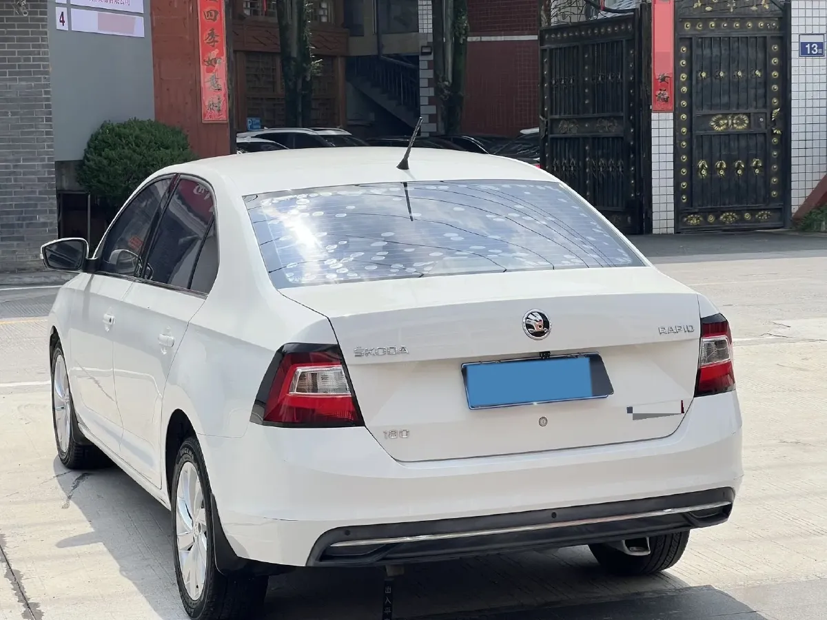 2018 Skoda Rapid 1.6L 110HP L4 6AT,autocango,china used car exporter,china ev exporter,chinese used car exporter,chinese used ev exporter