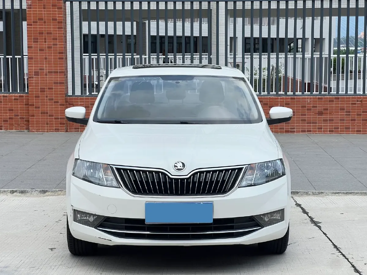 2018 Skoda Rapid 1.6L 110HP L4 6AT,autocango,china used car exporter,china ev exporter,chinese used car exporter,chinese used ev exporter
