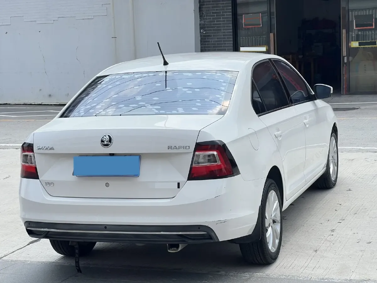 2018 Skoda Rapid 1.6L 110HP L4 6AT,autocango,china used car exporter,china ev exporter,chinese used car exporter,chinese used ev exporter