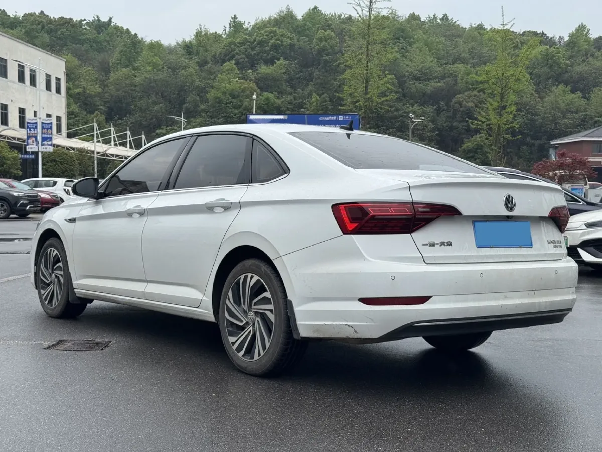 2022 Volkswagen Sagitar 1.2T 116HP L4 7DCT,autocango,china used car exporter,china ev exporter,chinese used car exporter,chinese used ev exporter