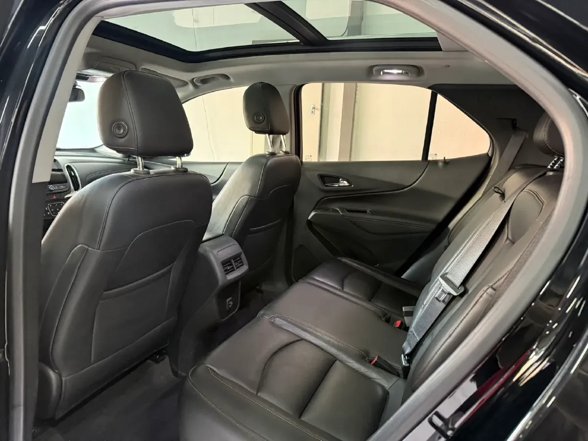 2019 Chevrolet Equinox 1.5T 180HP L4 6AT,autocango,china used car exporter,china ev exporter,chinese used car exporter,chinese used ev exporter