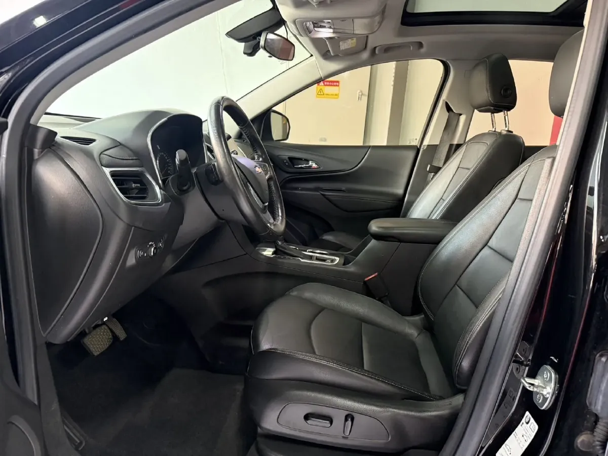 2019 Chevrolet Equinox 1.5T 180HP L4 6AT,autocango,china used car exporter,china ev exporter,chinese used car exporter,chinese used ev exporter