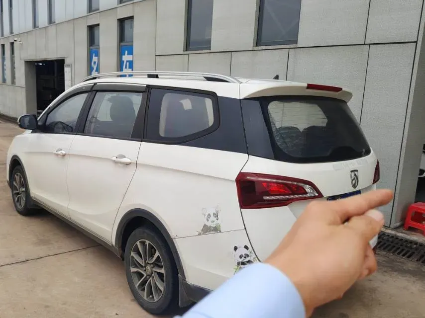 2019 BaoJun 730 1.5L 112HP L4 6MT,autocango,china used car exporter,china ev exporter,chinese used car exporter,chinese used ev exporter