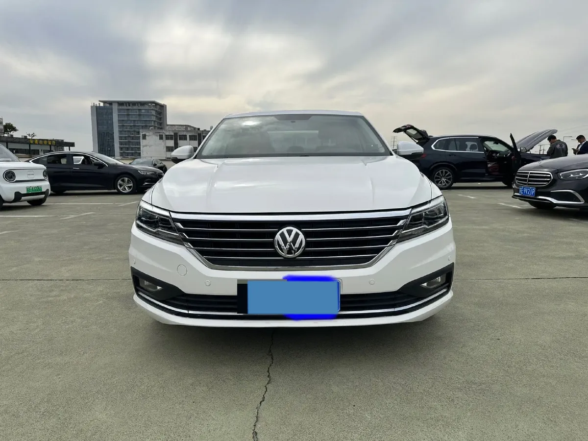 2018 Volkswagen Lavida 1.2T 116HP L4 7DCT,autocango,china used car exporter,china ev exporter,chinese used car exporter,chinese used ev exporter