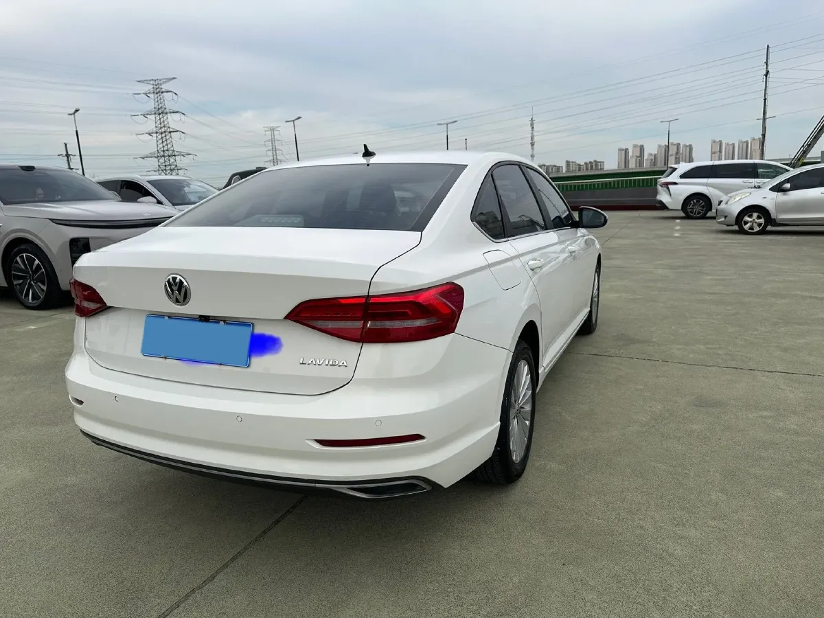 2018 Volkswagen Lavida 1.2T 116HP L4 7DCT,autocango,china used car exporter,china ev exporter,chinese used car exporter,chinese used ev exporter