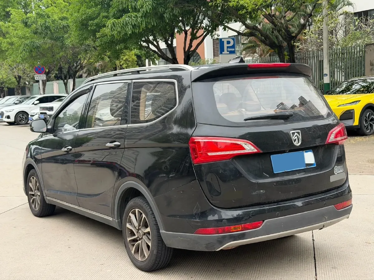 2017 Great Wall Wingle 5 2.0T 143HP L4 6MT,autocango,china used car exporter,china ev exporter,chinese used car exporter,chinese used ev exporter