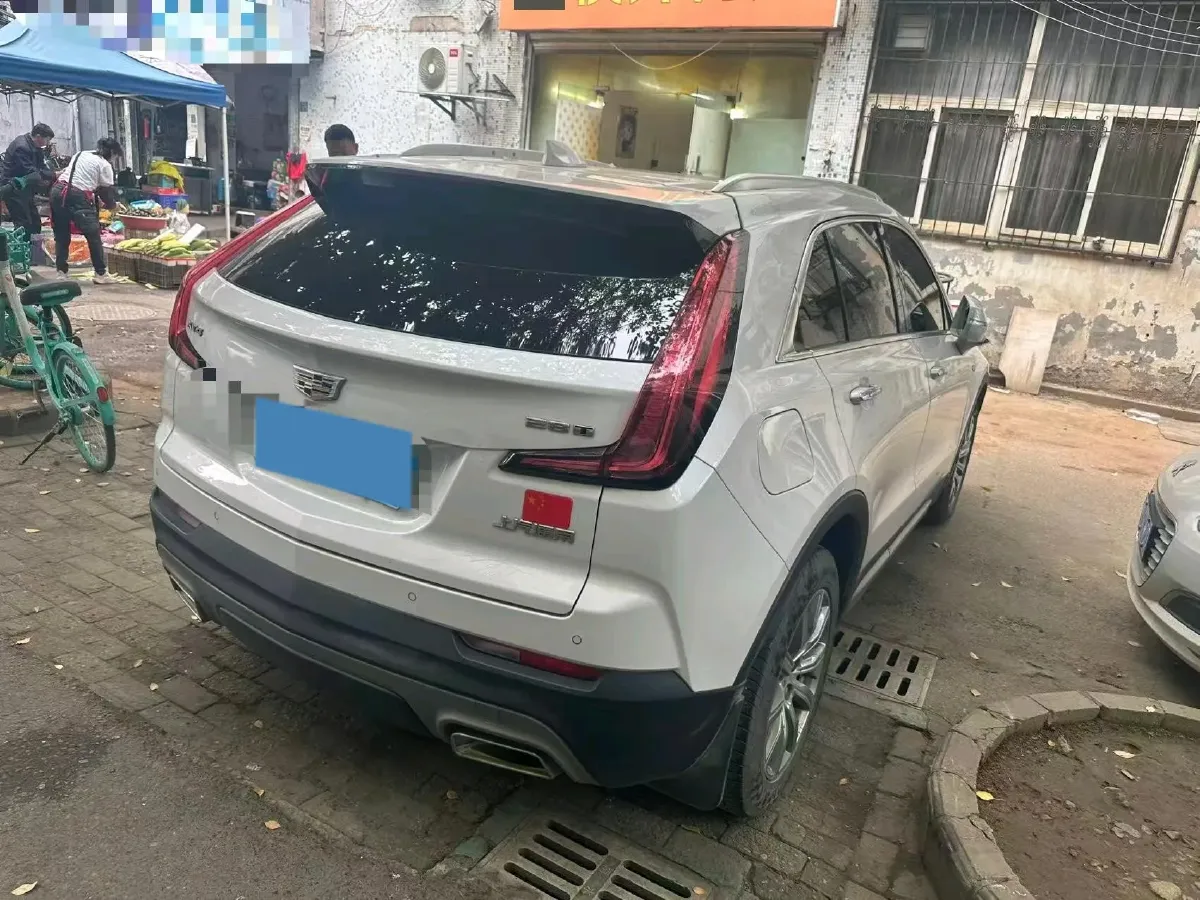 2021 Cadillac XT4 2.0T 237HP L4 9AT,autocango,china used car exporter,china ev exporter,chinese used car exporter,chinese used ev exporter