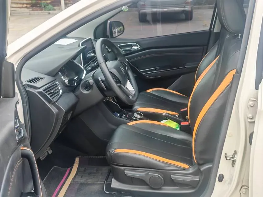 2017 Karry K50 1.5L 109HP L4 5MT,autocango,china used car exporter,china ev exporter,chinese used car exporter,chinese used ev exporter