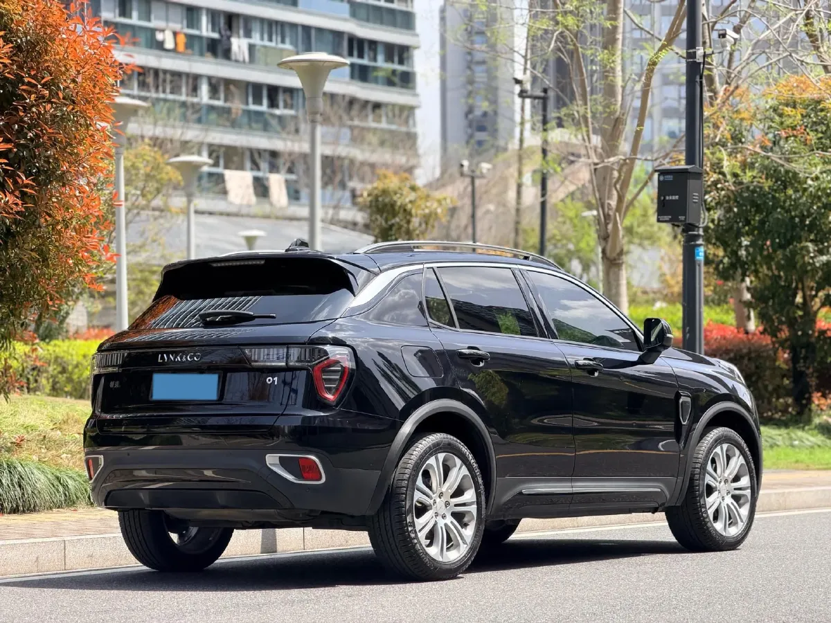 2019 Beijing BJ40 2.0T 218HP L4 6AT,autocango,china used car exporter,china ev exporter,chinese used car exporter,chinese used ev exporter