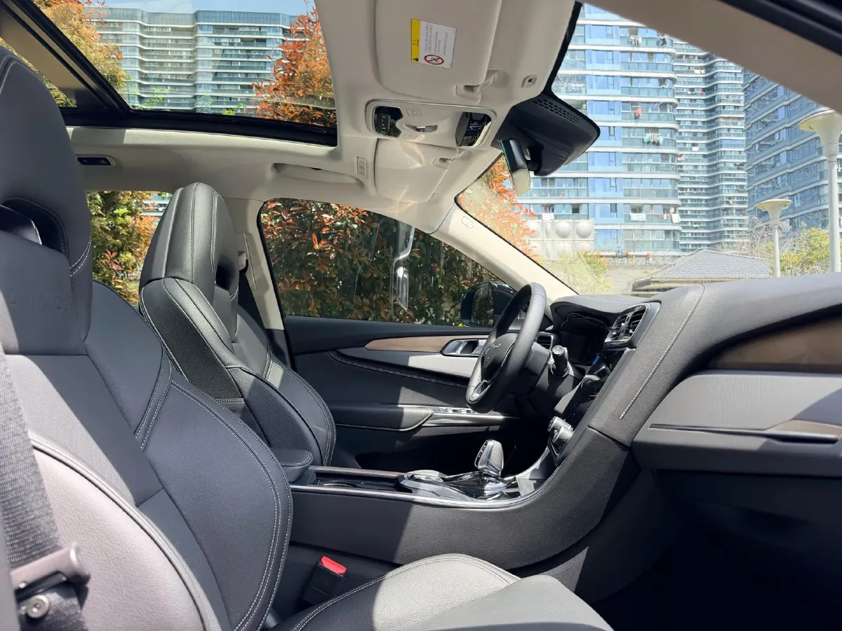 2019 Beijing BJ40 2.0T 218HP L4 6AT,autocango,china used car exporter,china ev exporter,chinese used car exporter,chinese used ev exporter