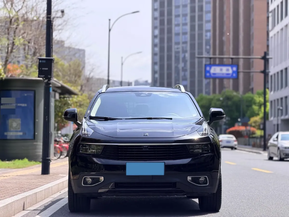 2019 Beijing BJ40 2.0T 218HP L4 6AT,autocango,china used car exporter,china ev exporter,chinese used car exporter,chinese used ev exporter