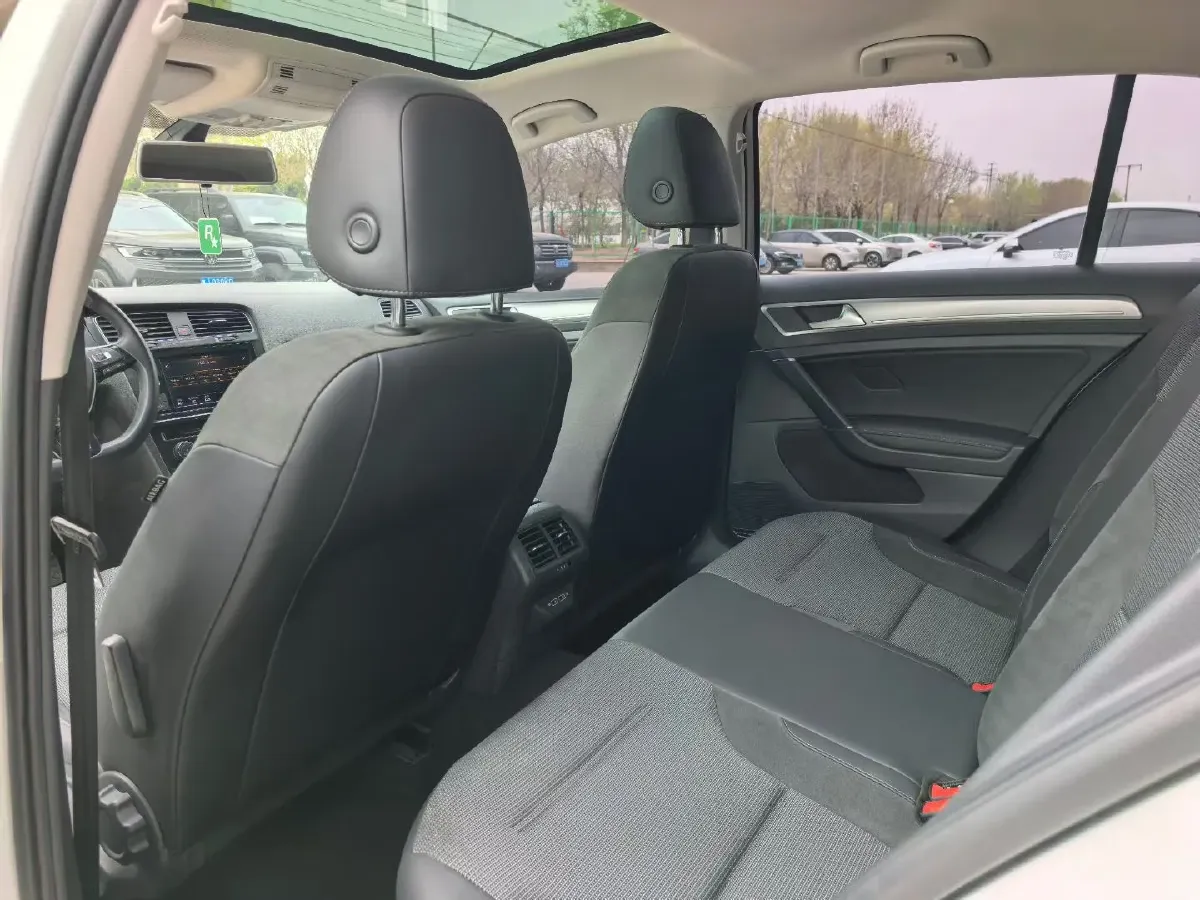 2019 Volkswagen Golf 1.4T 150HP L4 7DCT,autocango,china used car exporter,china ev exporter,chinese used car exporter,chinese used ev exporter