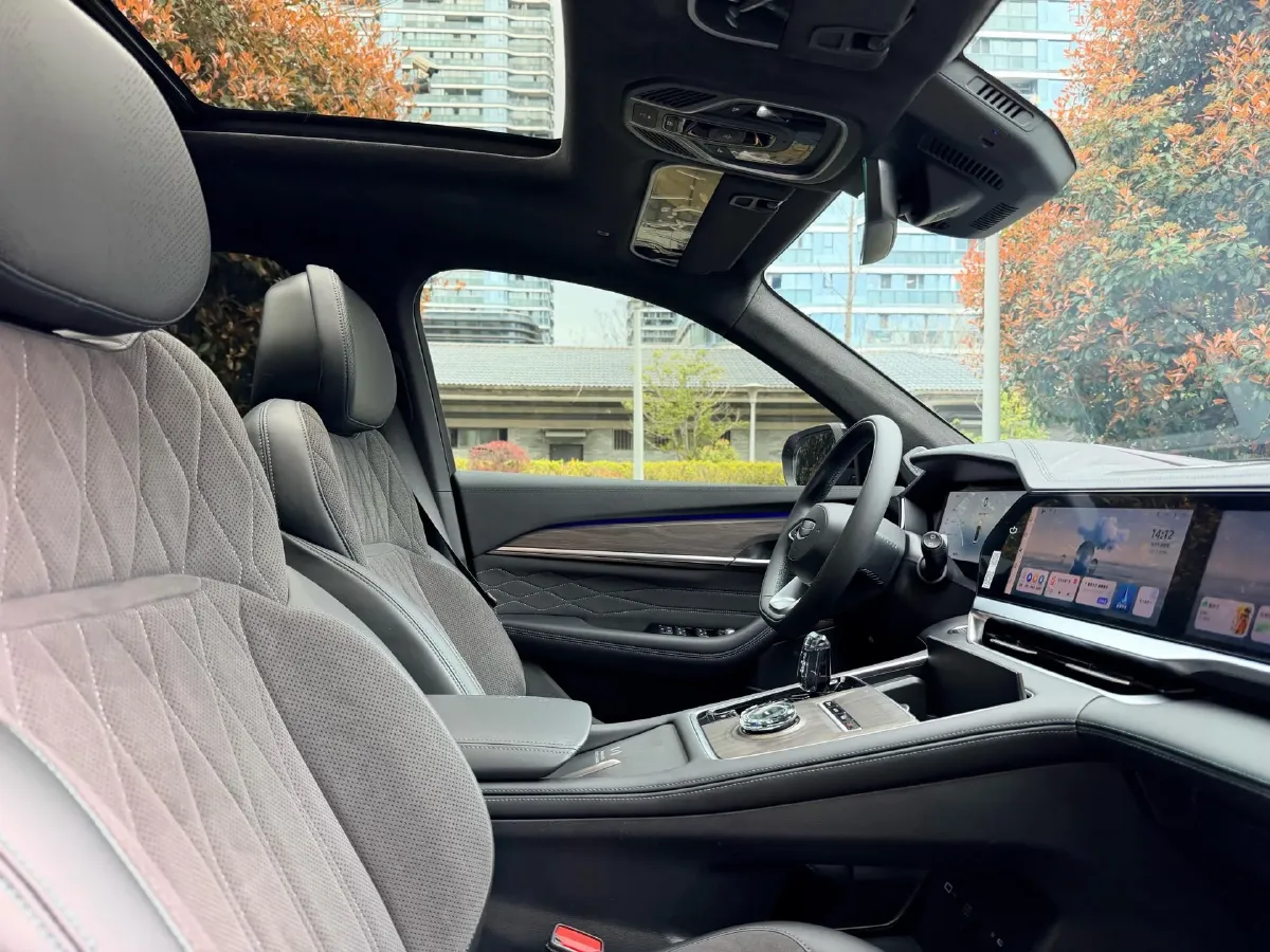 2025 Geely Monjaro 2.0T 238HP L4 8AT,autocango,china used car exporter,china ev exporter,chinese used car exporter,chinese used ev exporter