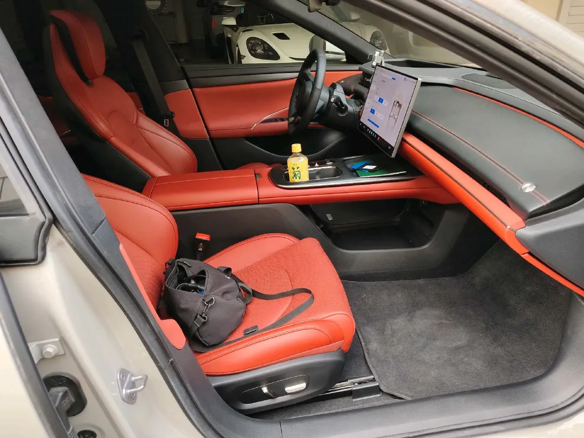 2024 MI SU7 BEV 101KWH,autocango,china used car exporter,china ev exporter,chinese used car exporter,chinese used ev exporter