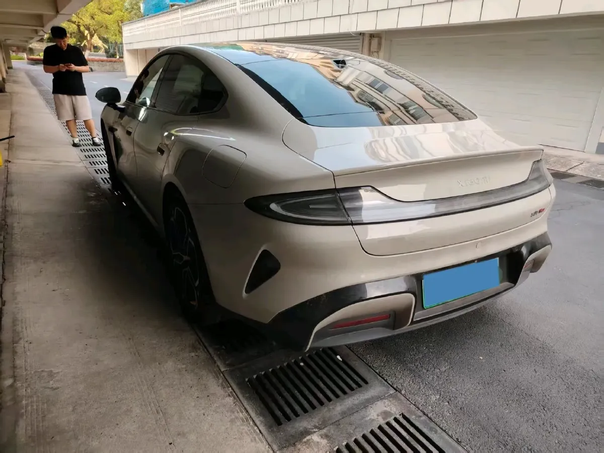 2024 MI SU7 BEV 101KWH,autocango,china used car exporter,china ev exporter,chinese used car exporter,chinese used ev exporter