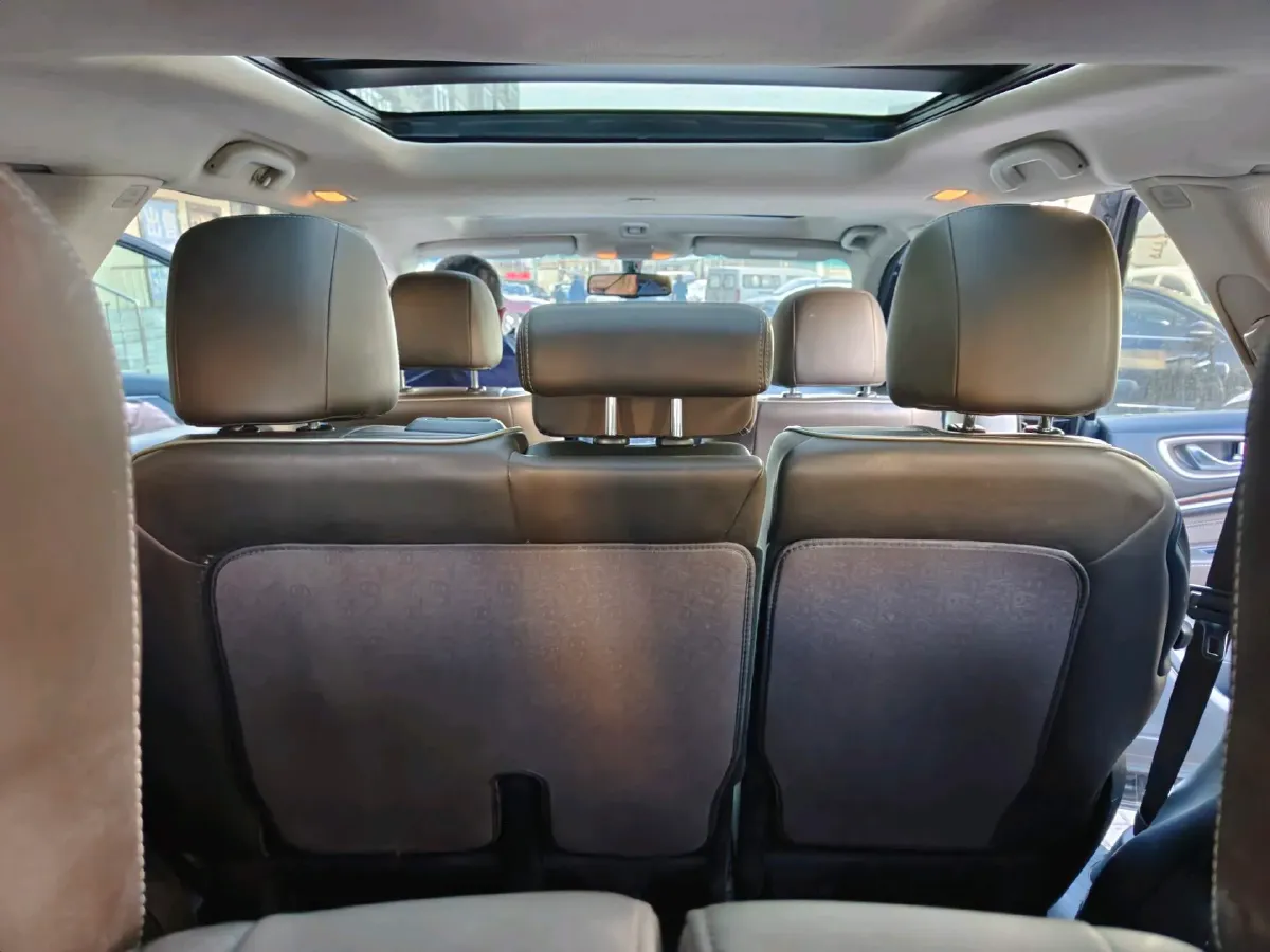 2016 Jaguar XF 2.0T 240HP L4 8AT,autocango,china used car exporter,china ev exporter,chinese used car exporter,chinese used ev exporter