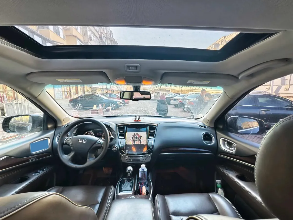 2016 Jaguar XF 2.0T 240HP L4 8AT,autocango,china used car exporter,china ev exporter,chinese used car exporter,chinese used ev exporter