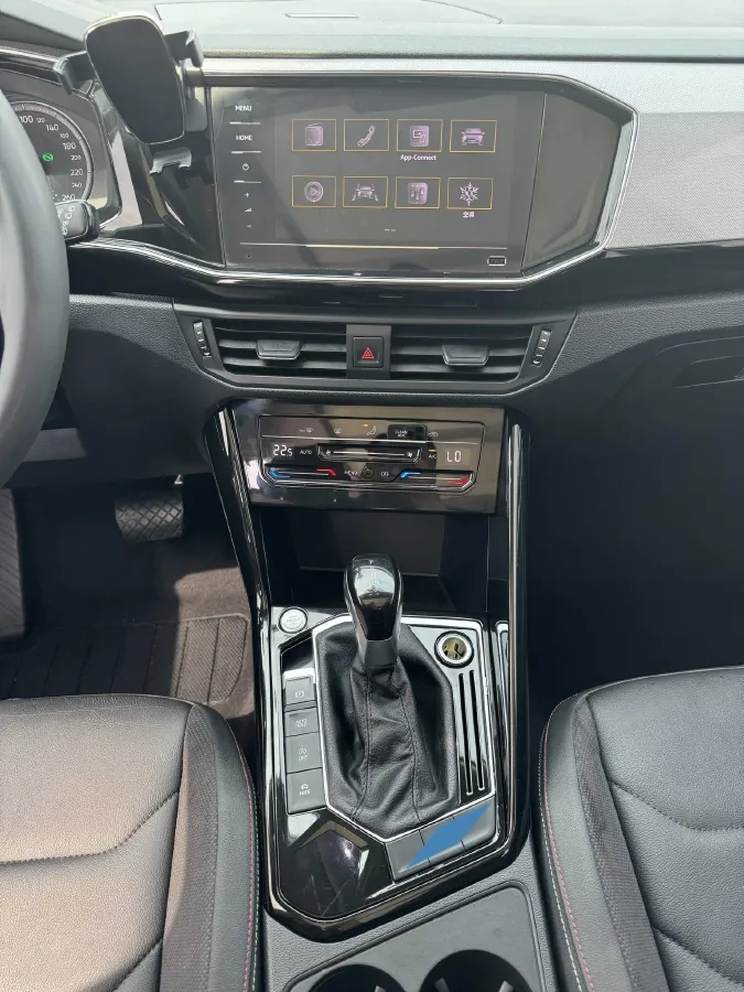 2022 Volkswagen Tayron 1.4T 150HP L4 7DCT,autocango,china used car exporter,china ev exporter,chinese used car exporter,chinese used ev exporter