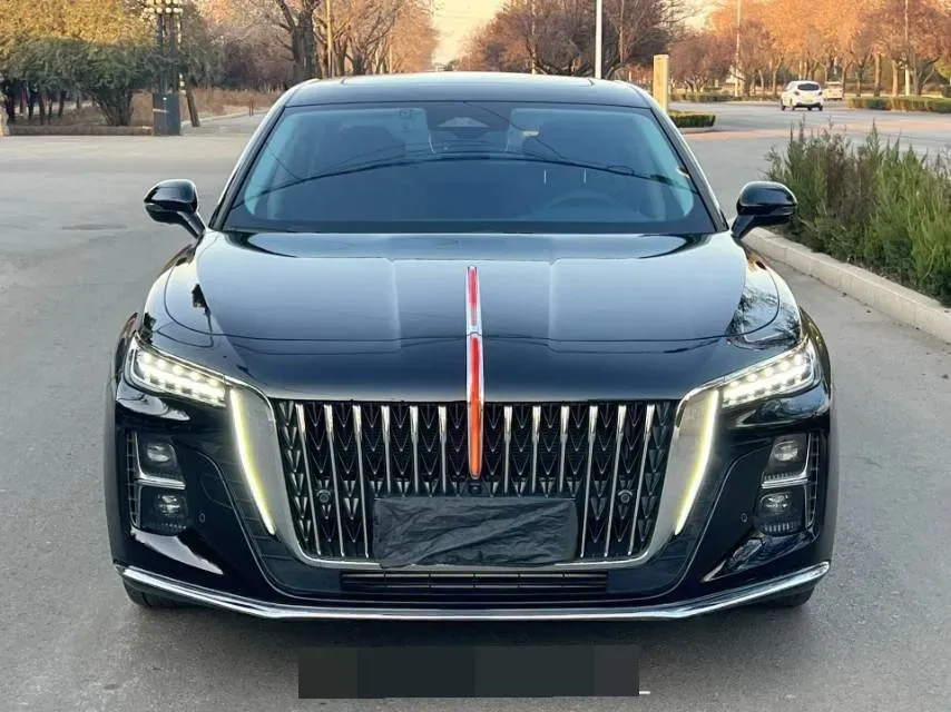 2025 HongQi H5 2.0T 224HP L4 8AT,autocango,china used car exporter,china ev exporter,chinese used car exporter,chinese used ev exporter