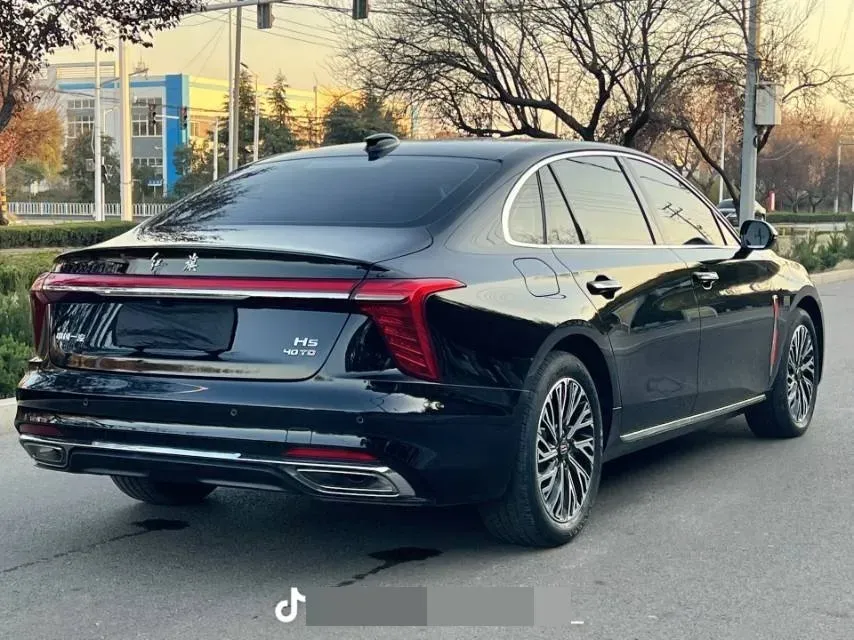 2025 HongQi H5 2.0T 224HP L4 8AT,autocango,china used car exporter,china ev exporter,chinese used car exporter,chinese used ev exporter