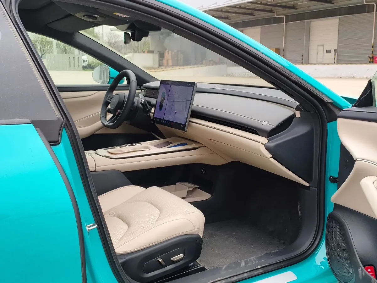 2024 MI SU7 BEV 73.6KWH,autocango,china used car exporter,china ev exporter,chinese used car exporter,chinese used ev exporter